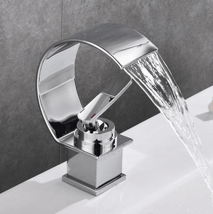 Blackwood - Waterfall Single Handle Faucet | Bright & Plus.
