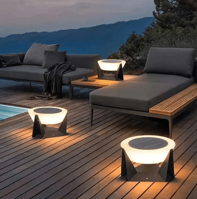 Daven - LED Solar Outdoor Garden Light