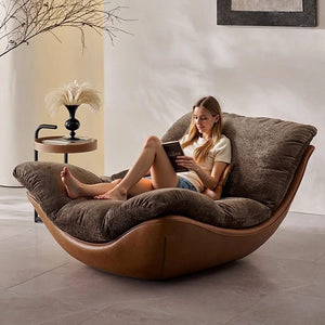 High-end, Minimalist Nordic-Italian Style Genuine Leather Recliner with Wooden Legs, Suitable for the Living Room or Bedroom