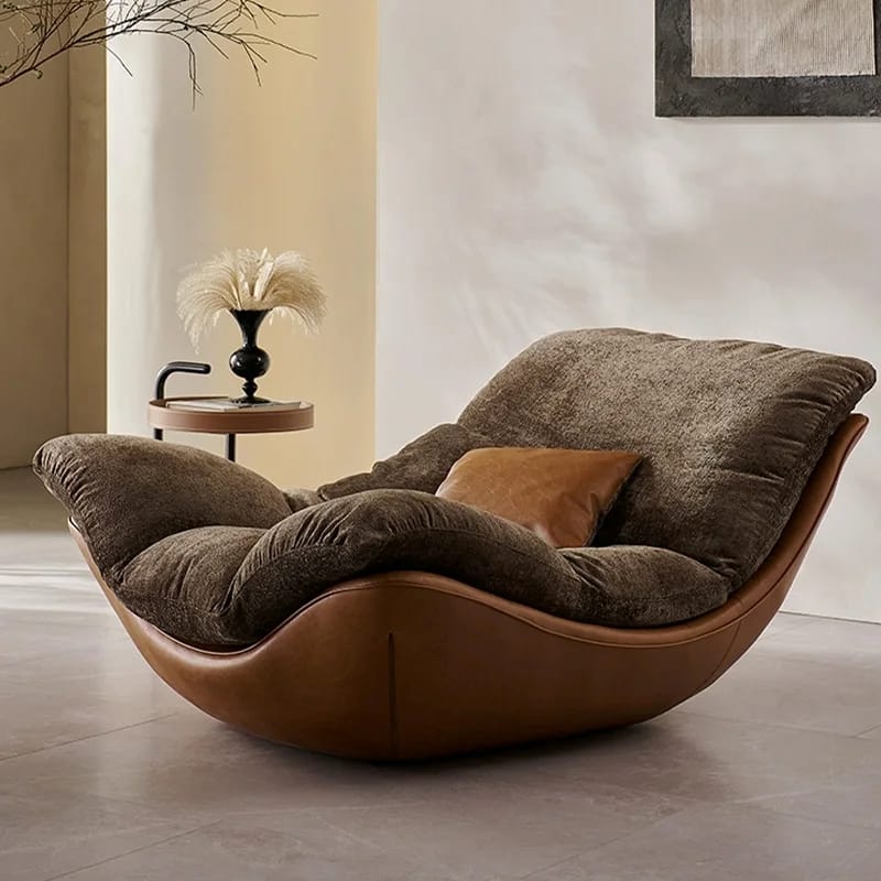 High-end, Minimalist Nordic-Italian Style Genuine Leather Recliner with Wooden Legs, Suitable for the Living Room or Bedroom