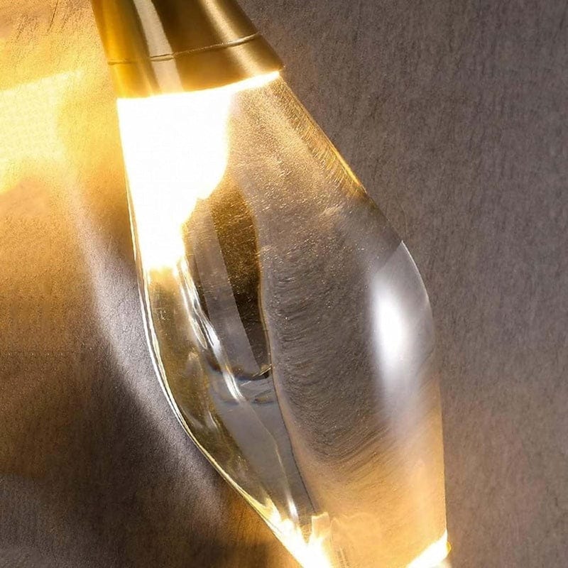 Leap-Modern Wall Light with Teardrop Shape and Crystal