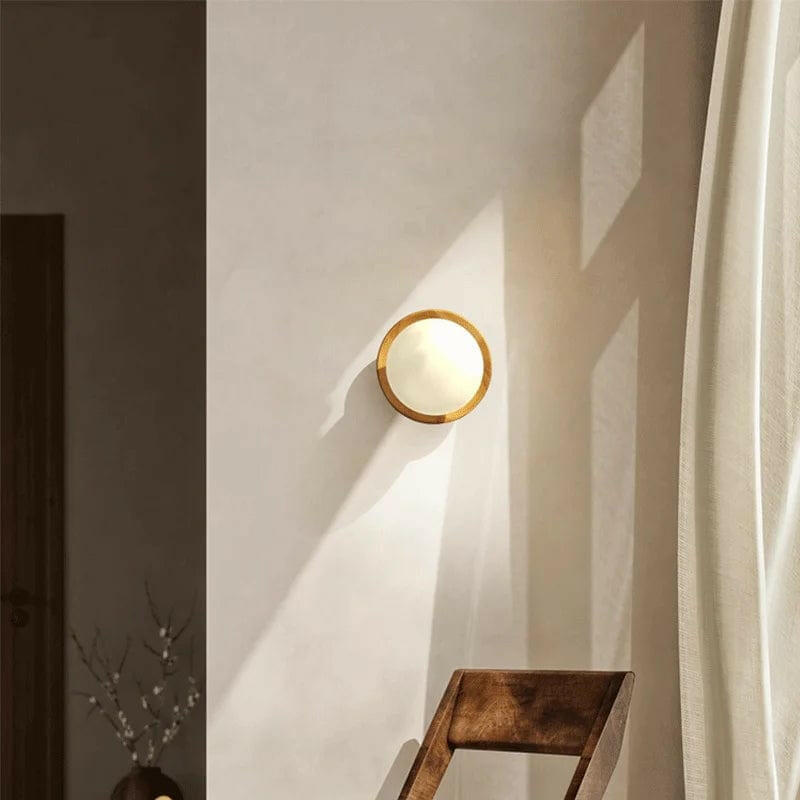 Rayne - Retro Nordic Wooden Wall Lamp