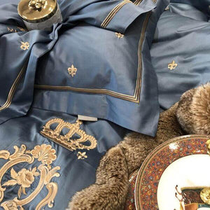 Halo Egyptian Blue Luxury Royal Duvet Cover Set | Bright & Plus.