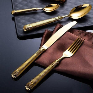Eleonor Gold Luxury Flatware Set | Bright & Plus.