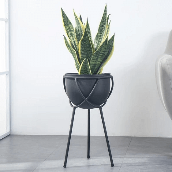 Ender - Modern Nordic Round Three Leg Planter | Bright & Plus.