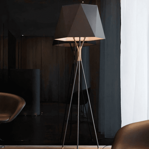 Hampshire Floor Lamp | Bright & Plus.