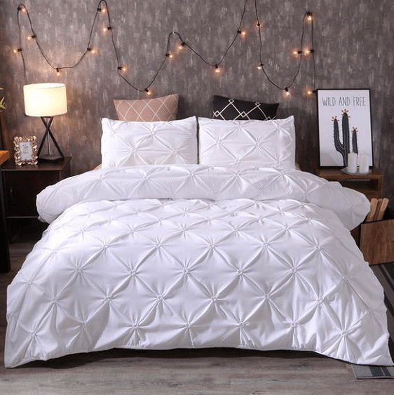 Pinch Pleat 3-Piece Duvet Cover Set | Bright & Plus.