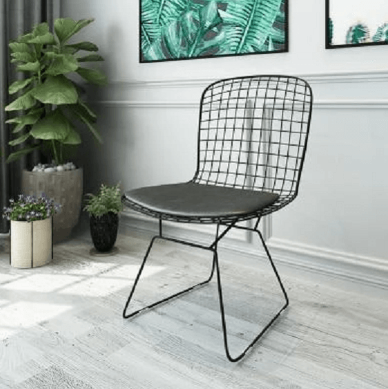 Var - Simple Modern Iron Frame Chair | Bright & Plus.