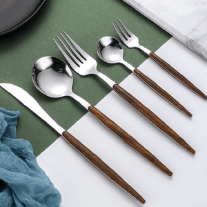 Wood Handle Cutlery Set | Bright & Plus.